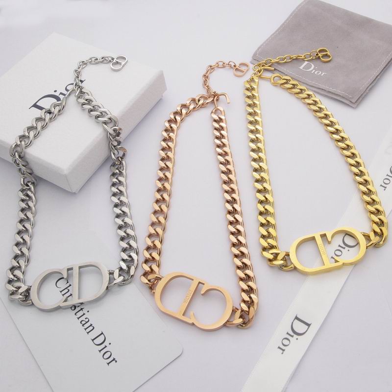Dior Necklace 04lyr203